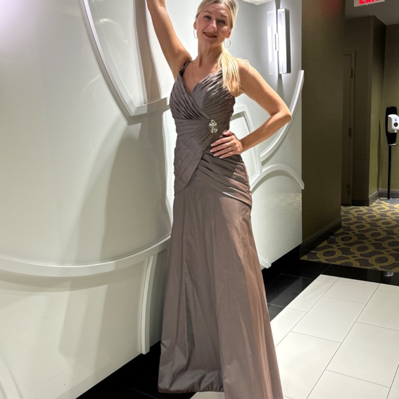 Mori Lee Elegant Brown Wedding Dress - Picture 2 of 6